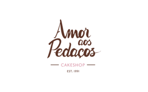 Amor aos Pedaços